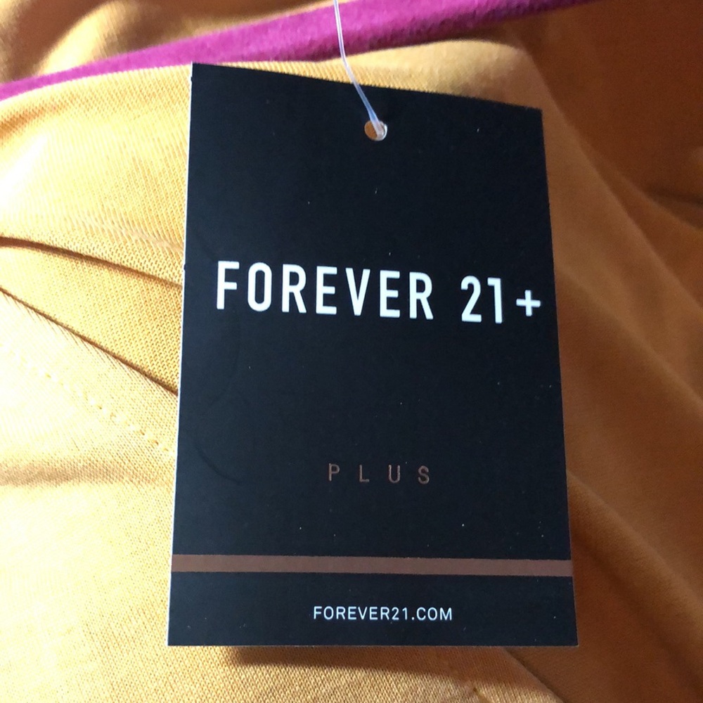 Forever 21 Faux Wrap Dress - Picture 7 of 8
